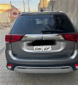 ميتسوبيشي اوتلاندر